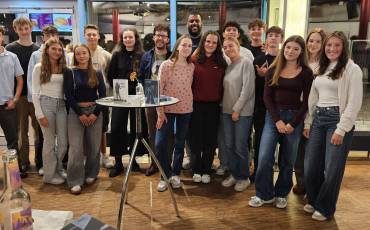 Gruppenbild_Poetry_Slam_original_copy_2